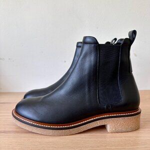 Women’s Everlane The Chelsea Black Leather Boot Size 8 EUC $195